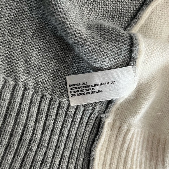 GAP Angora Rabbit Hair Wool Blend Oatmeal Heather Grey Colorblock Cardigan - Picture 11 of 11